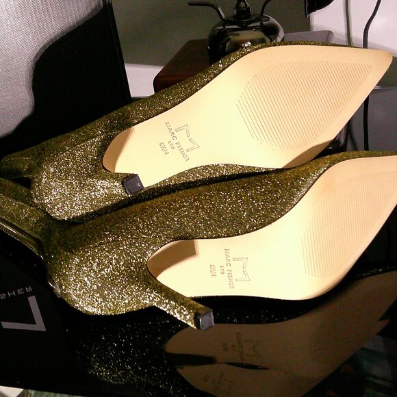 Marc Fisher Kellen Glitter Pointed Toe Bootie – Size 9 - Picture 3 of 4